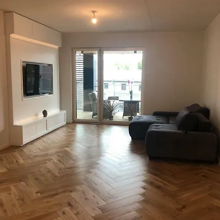 2019 Luxury With A Huge Balcony Appartamento Reval